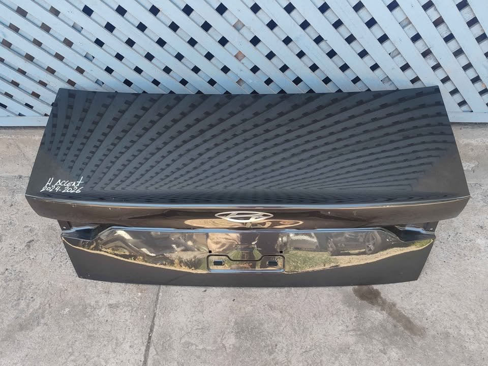 Tapa maleta Hyundai Accent 2024 - 2026 - Imagen 2