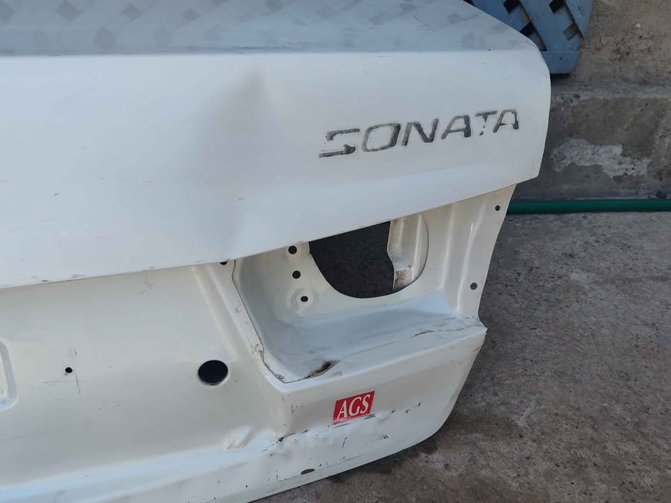 Tapa maleta Hyundai Sonata 2006 - 2010 - Imagen 6