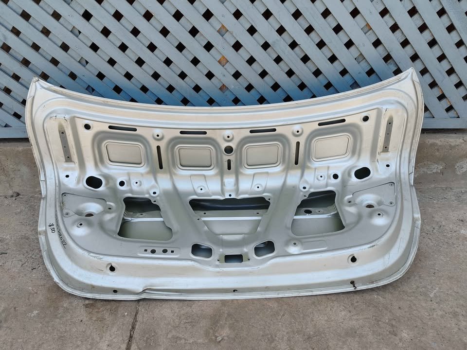 Tapa maleta Kia Cerato 2019 - 2021 - Imagen 9