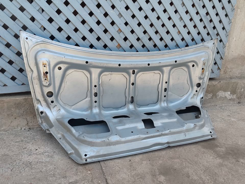Tapa maleta Mitsubishi Lancer 1999 - 2001 - Imagen 7