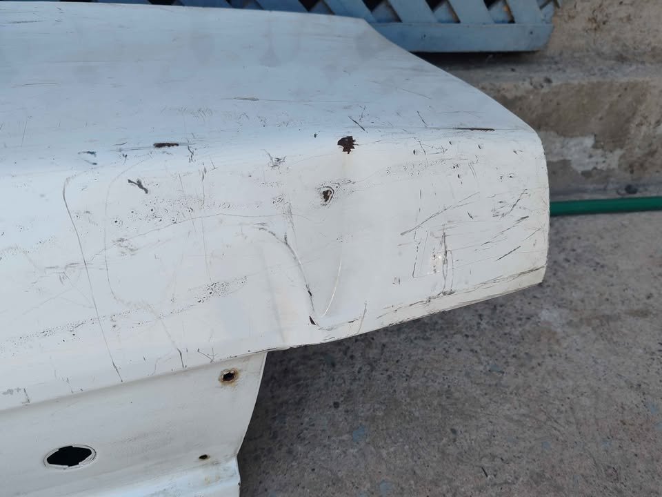 Tapa maleta Toyota Tercel 1992 - 1994 - Imagen 4