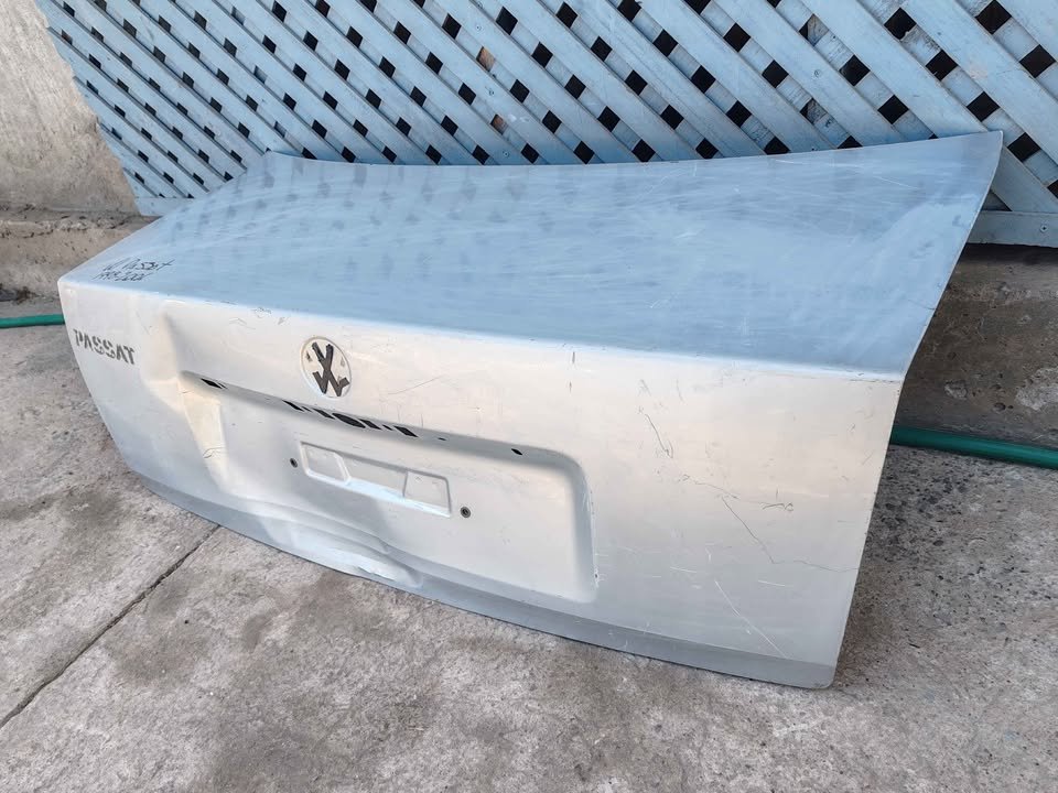 Tapa maleta Volkswagen Passat 1998 - 2001 - Imagen 5