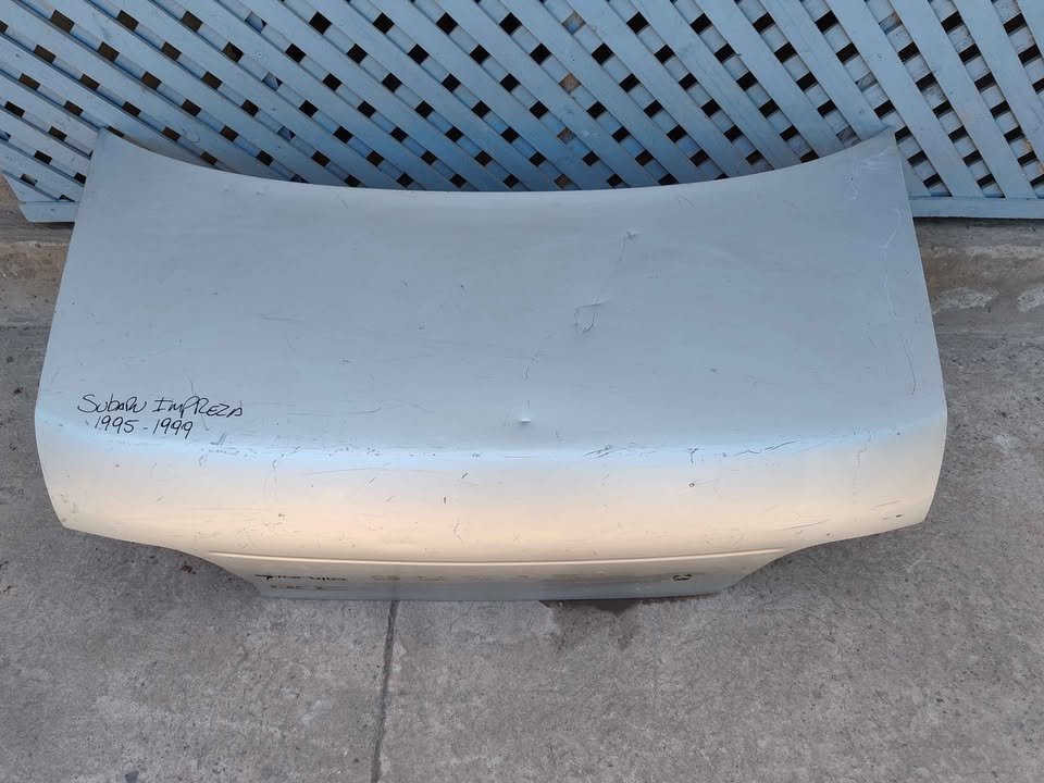 Tapa maleta subaru Impreza 1995 - 1999 - Imagen 2