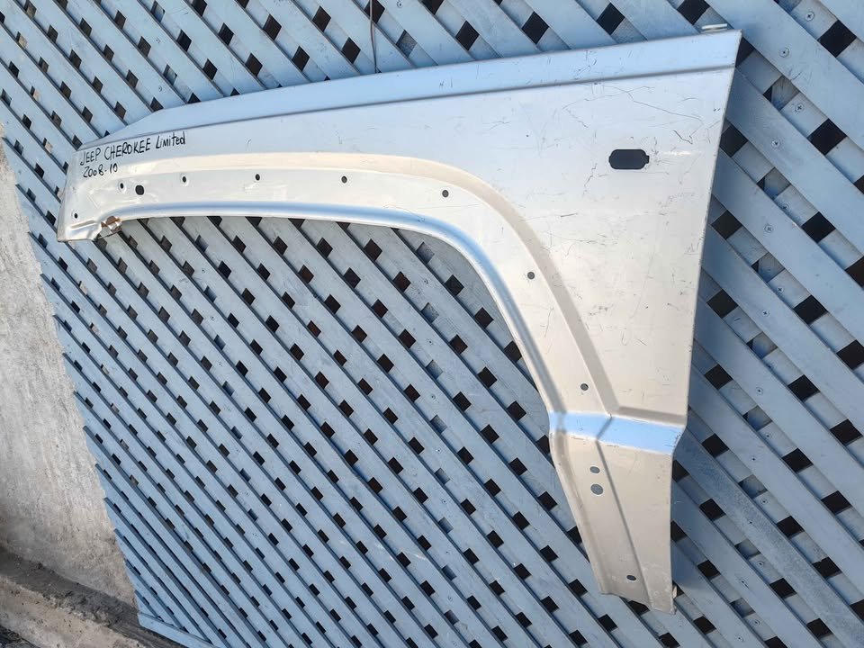 Tapabarro izquierdo Jeep Cherokee Limited 2008 - 2010 - Imagen 3