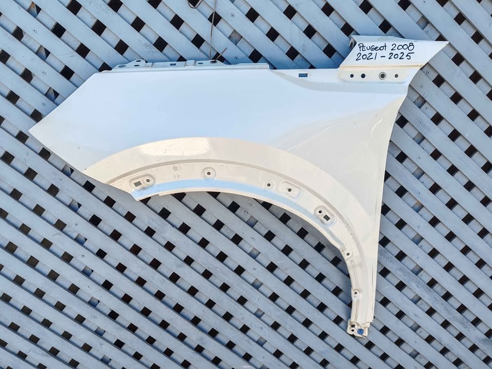 Tapabarro izquierdo Peugeot 2008 2021 - 2025