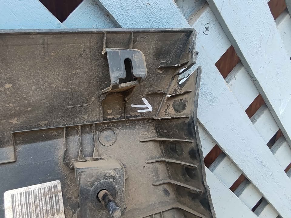 Moldura de puerta delantera derecha Hyundai Tucson 2022 - 2024 - Imagen 7