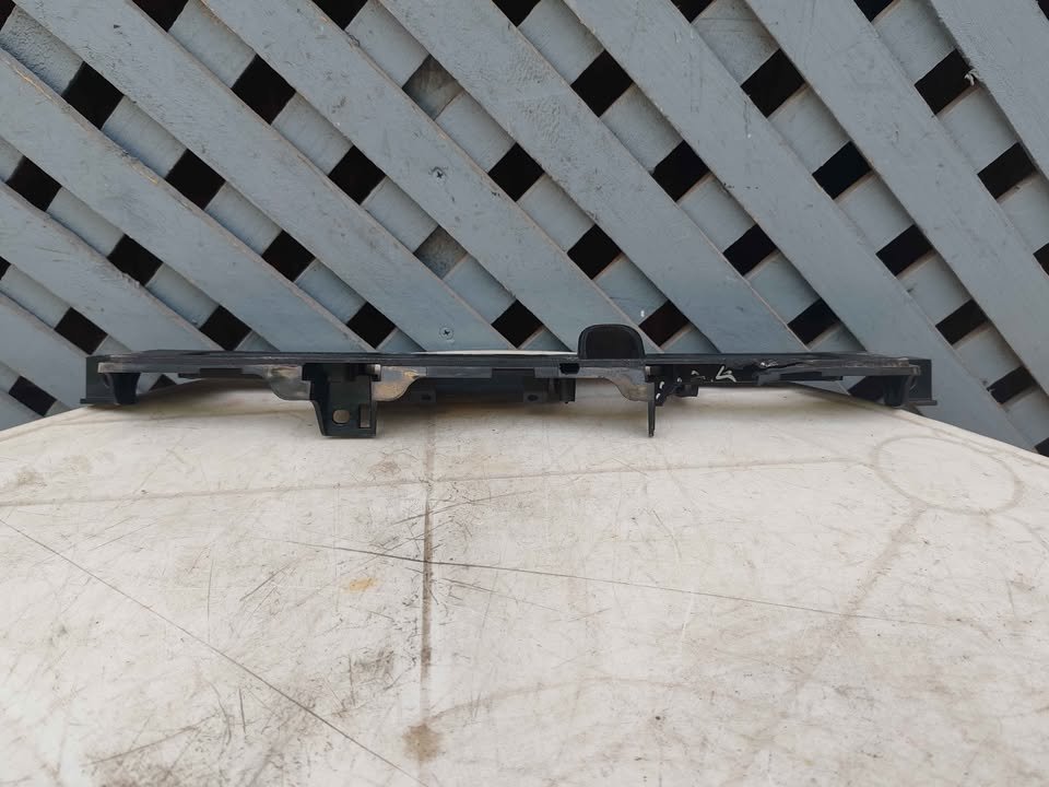 Moldura foco de patente Hyundai Creta 2022 - 2023 - Imagen 2
