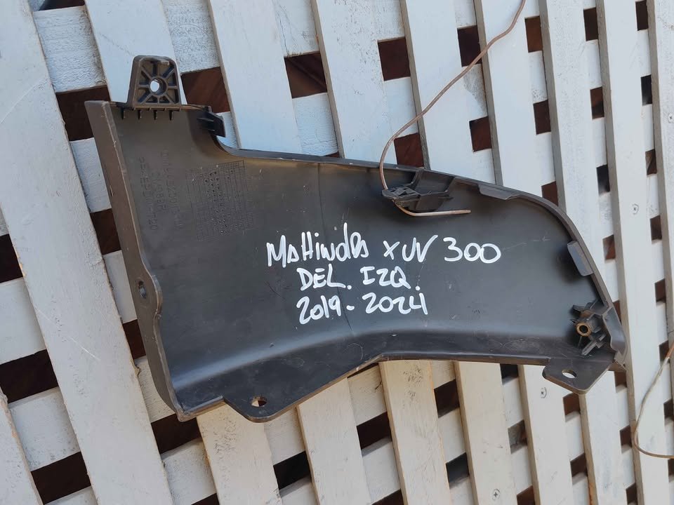 Moldura inferior izquierda de parachoque delantero Mahindra XUV 300 2019 - 2025 - Imagen 5