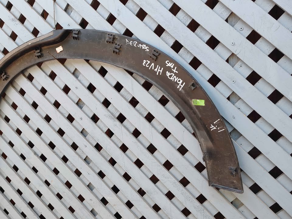 Moldura trasera izquierda honda HR-V 2023 - 2025 - Imagen 4