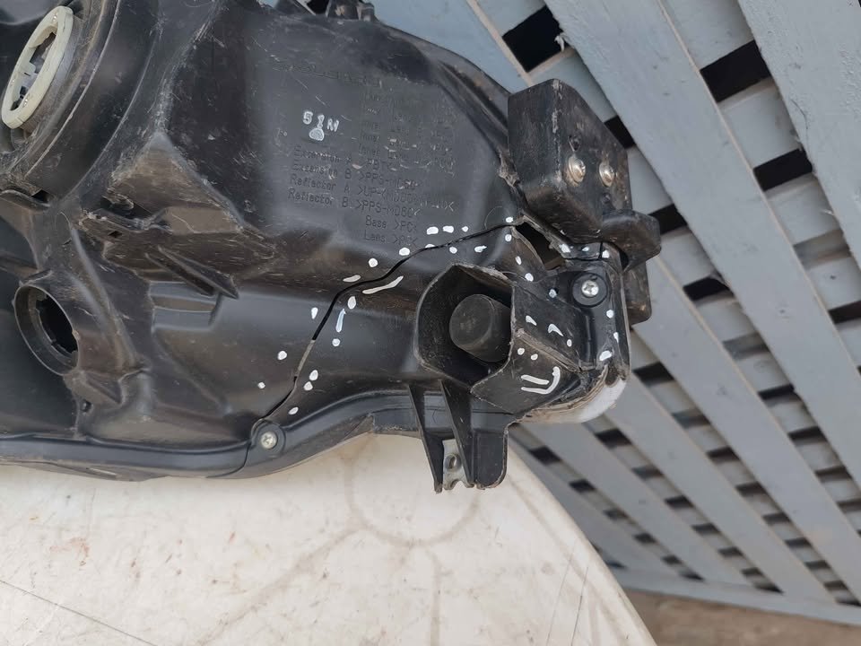 Óptico izquierdo Subaru Outback 2015 - 2018 (III) - Imagen 7