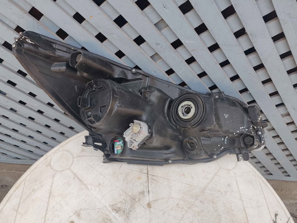 Óptico izquierdo Subaru Outback 2015 - 2018 (III) - Imagen 8