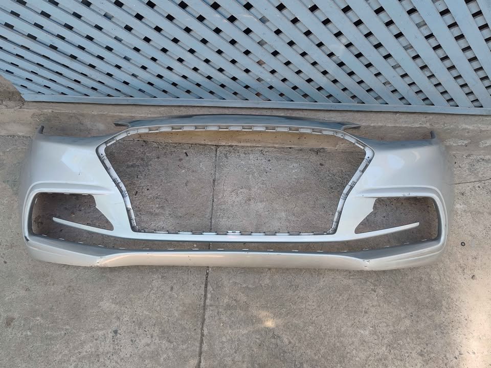 Parachoque delantero Hyundai Grand i10 sedan 2016 - 2017