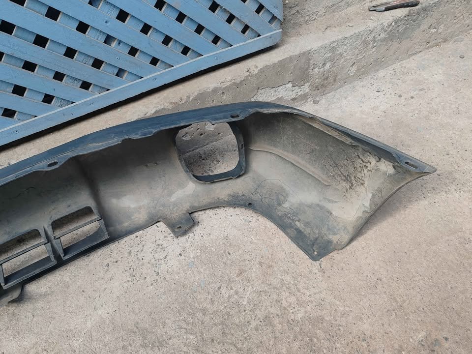 Parachoque delantero Subaru Forester 1998 - 2000 - Imagen 6
