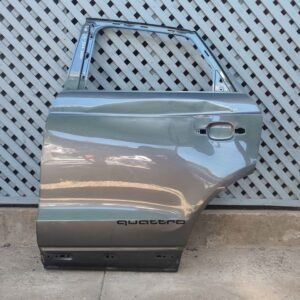 Puerta trasera izquierda Audi Q3 2016 - 2020
