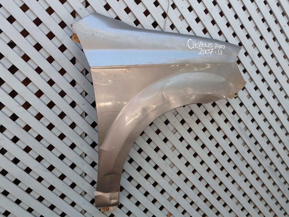 Tapabarro derecho Chevrolet Aveo 2007 - 2015 - Imagen 2