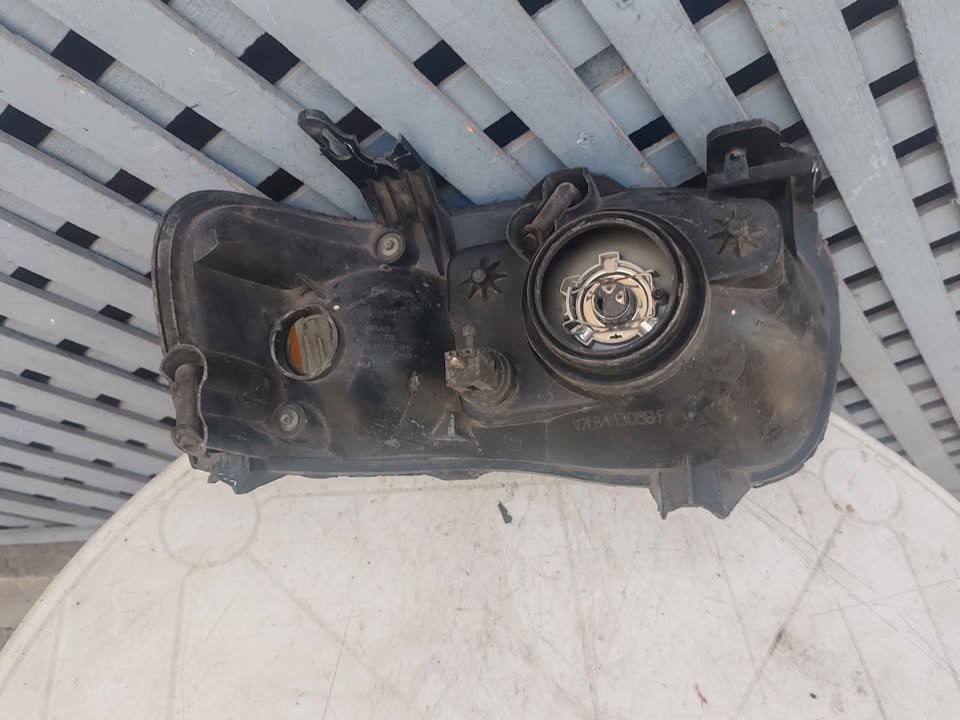 Óptico izquierdo Ford Escape 2001 - 2004 - Imagen 7