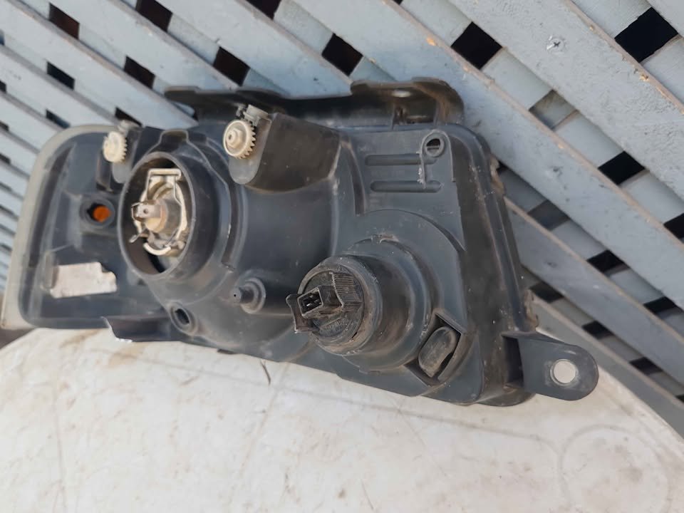 Óptico izquierdo Ford Ranger 2005 - 2009 - Imagen 6