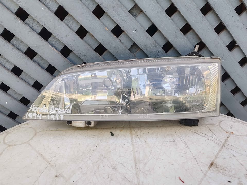 Óptico izquierdo Honda Accord 1994 - 1997