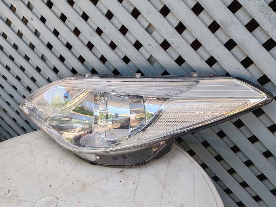 Óptico izquierdo Hyundai Azera 2012 - 2017 - Imagen 4