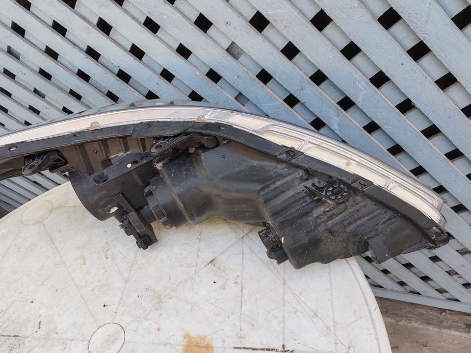 Óptico izquierdo Hyundai Azera 2012 - 2017 - Imagen 6