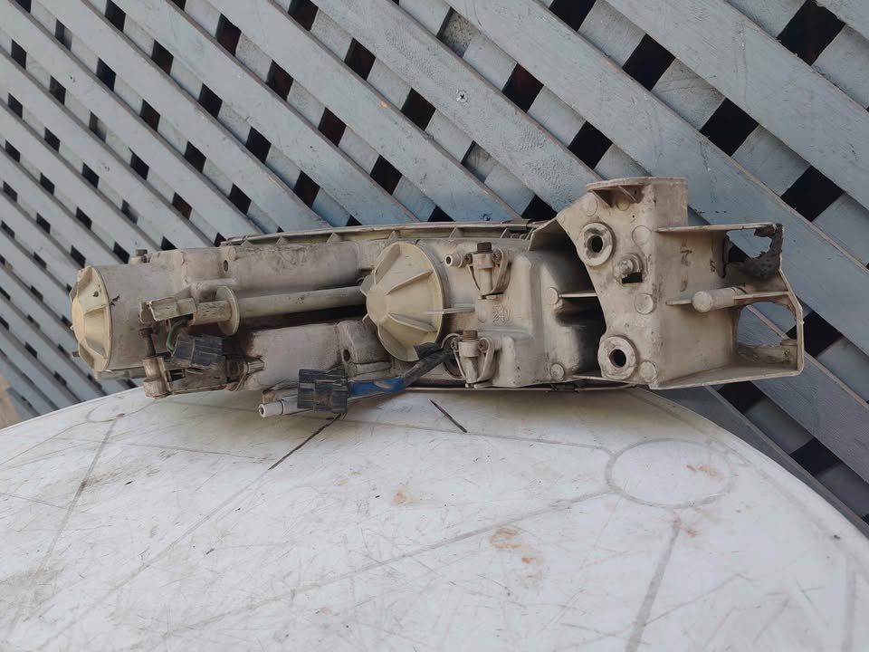 Optico izquierdo Mazda 626 1993 - 1996 - Imagen 7