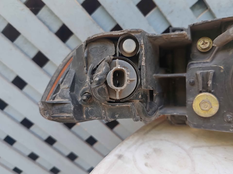 Óptico izquierdo Mitsubishi Galant 1997 - 2000 - Imagen 7
