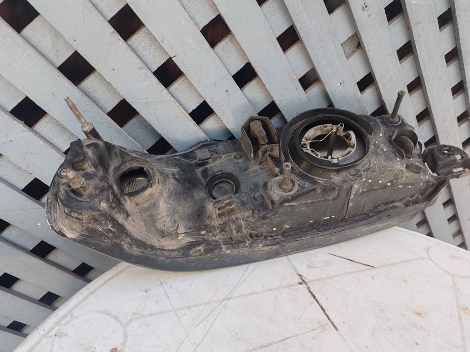 Óptico izquierdo Subaru Outback 1996 - 1999 - Imagen 9