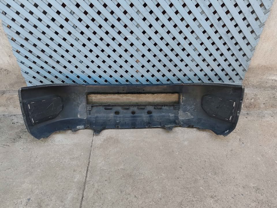 Parachoque delantero Toyota FJ Cruiser 2008 - 2015 - Imagen 8