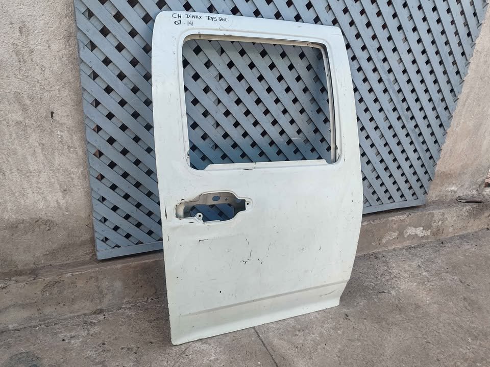 Puerta trasera derecha Chevrolet Dmax 2007 - 2014 - Imagen 3