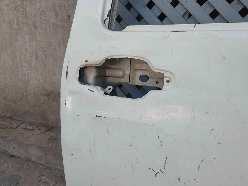 Puerta trasera derecha Chevrolet Dmax 2007 - 2014 - Imagen 4