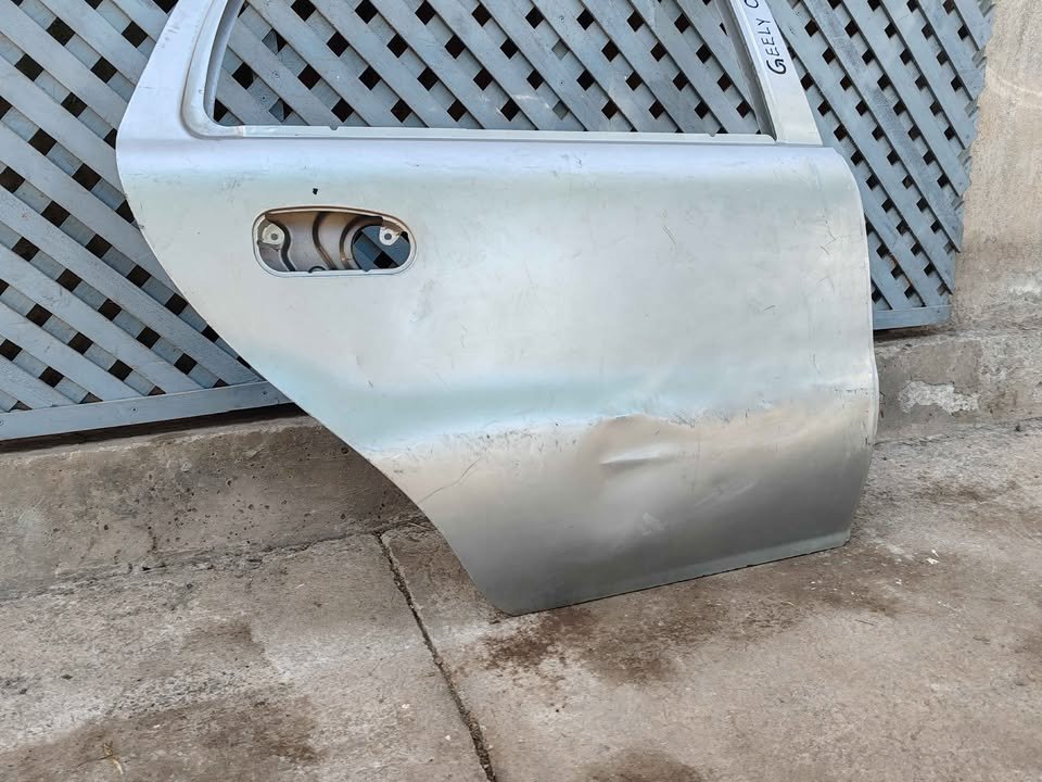 Puerta trasera derecha Geely CK 2010 - 2014 - Imagen 3