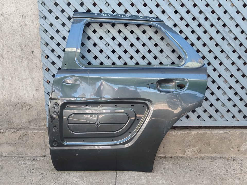 Puerta trasera izquierda Citroen C4 Cactus 2016 - 2018