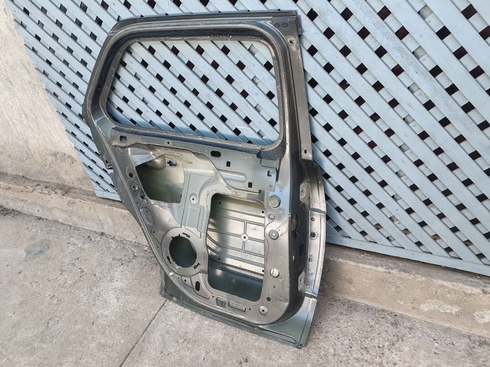 Puerta trasera izquierda Citroen C4 Cactus 2016 - 2018 - Imagen 6