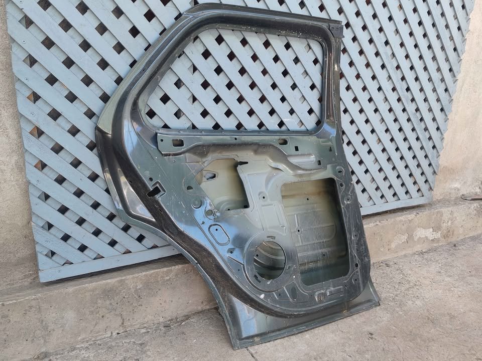 Puerta trasera izquierda Citroen C4 Cactus 2016 - 2018 - Imagen 7