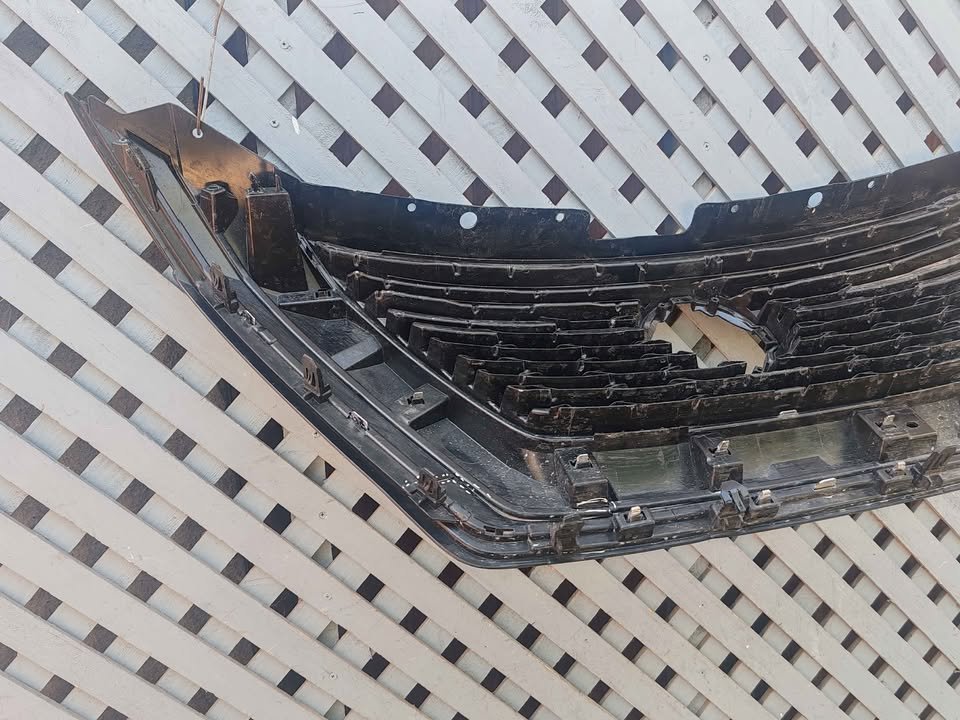 Máscara Nissan Xtrail 2023 - 2026 - Imagen 7