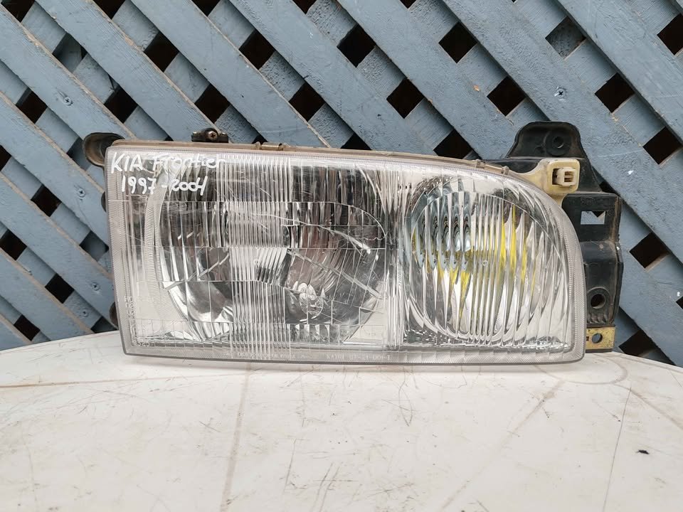 Óptico derecho Kia Frontier 1997 - 2001