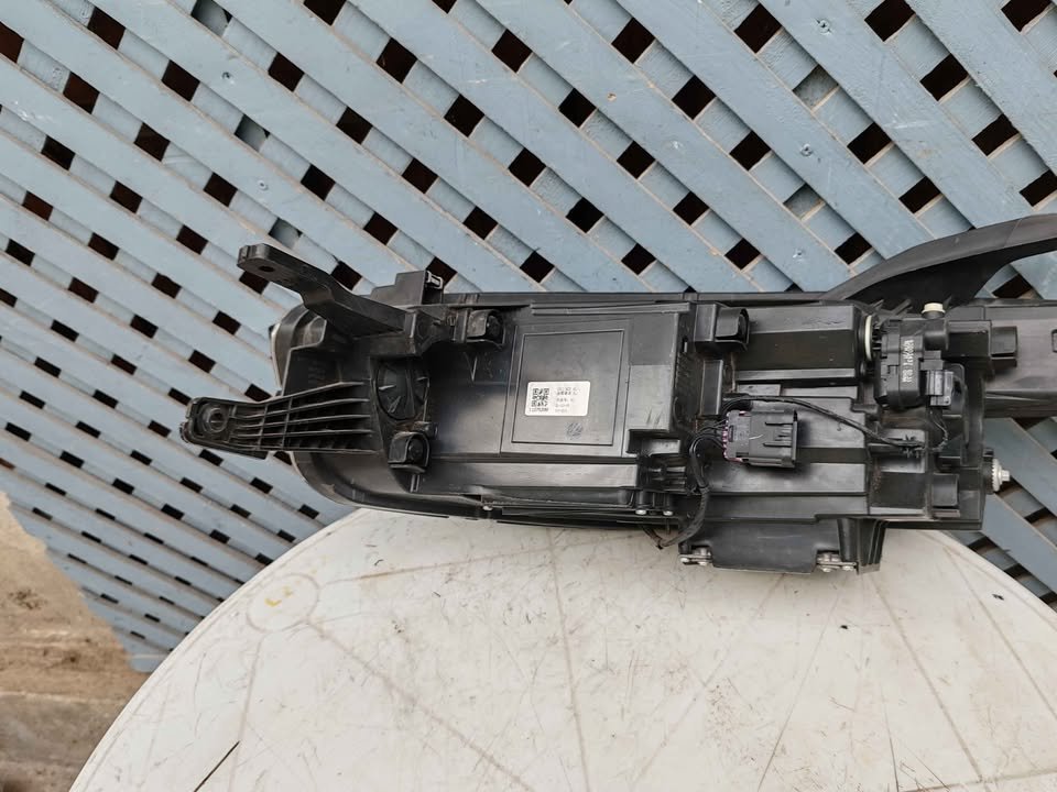 Óptico derecho MG ZX (base) 2021 - 2025 - Imagen 5