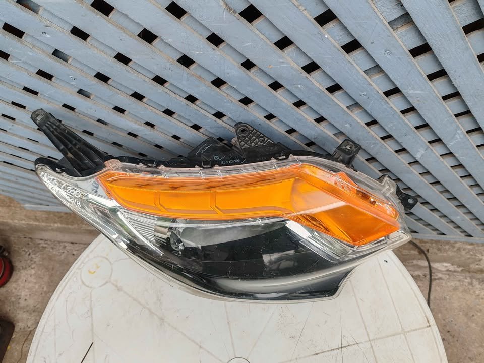 Óptico derecho Mitsubishi L200 2016 - 2018 (III) - Imagen 4