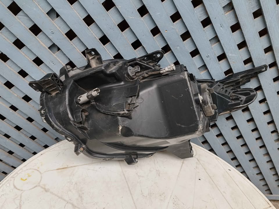 Óptico derecho Mitsubishi L200 2016 - 2018 (III) - Imagen 5