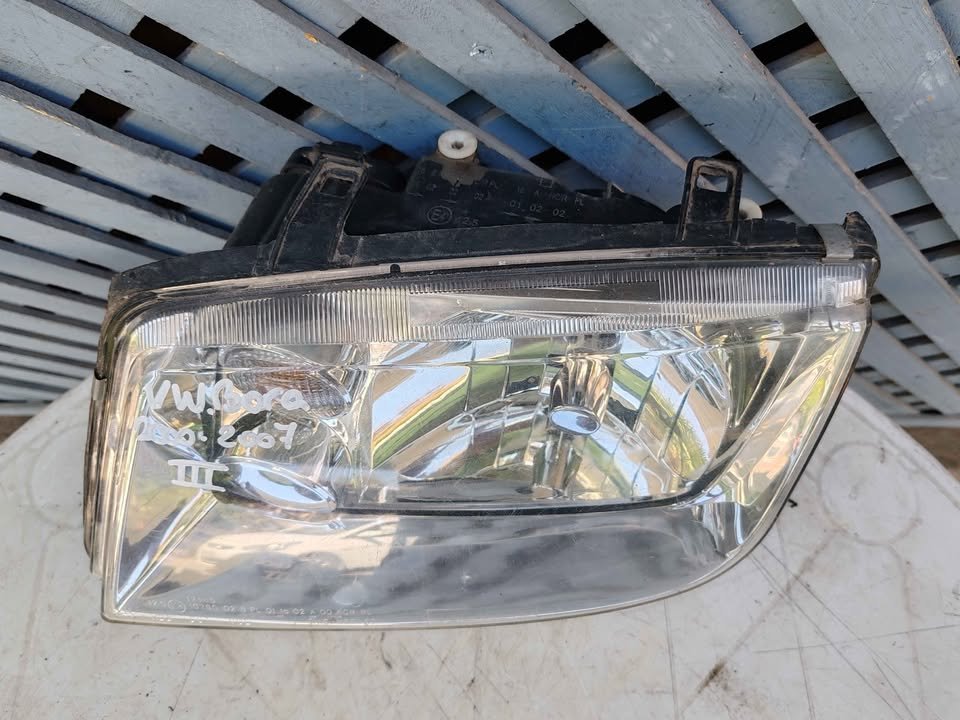 Óptico izquierdo Volkswagen Bora 2000 - 2007 - Imagen 4