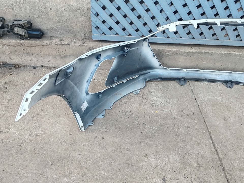 Parachoque delantero Hyundai Elantra 2016 - 2018 - Imagen 6
