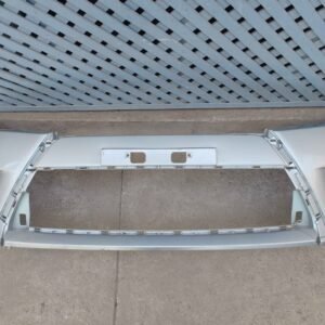 Parachoque delantero Toyota Yaris Sport 2015 - 2017