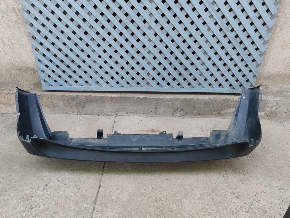 Parachoque trasero Toyota RAV4 2019 - 2024 - Imagen 5