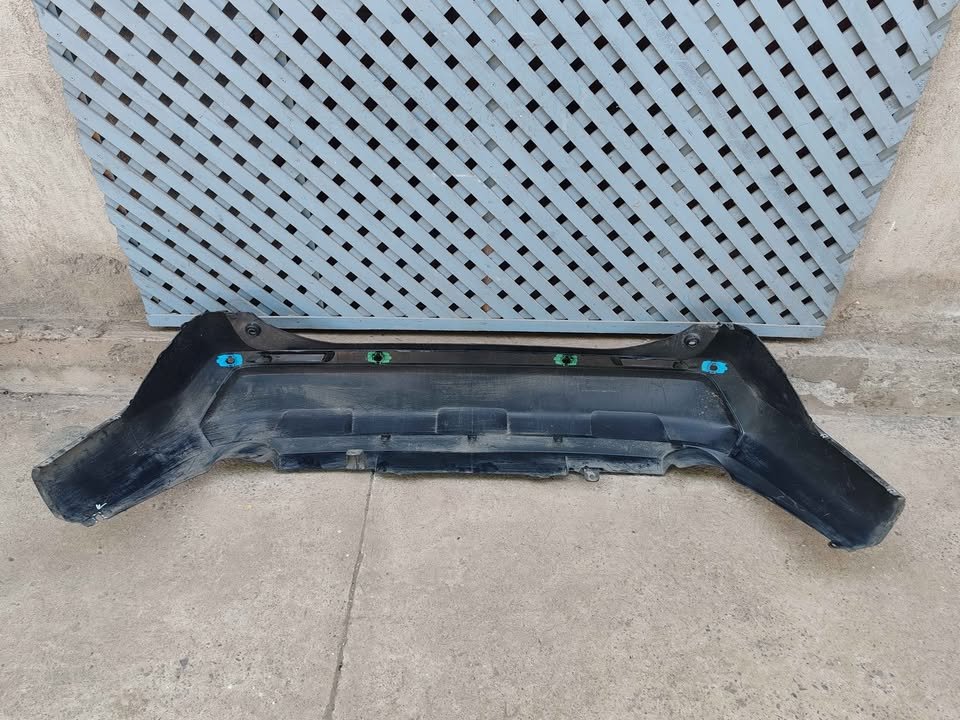 Parachoque trasero Toyota RAV4 2019 - 2024 - Imagen 8