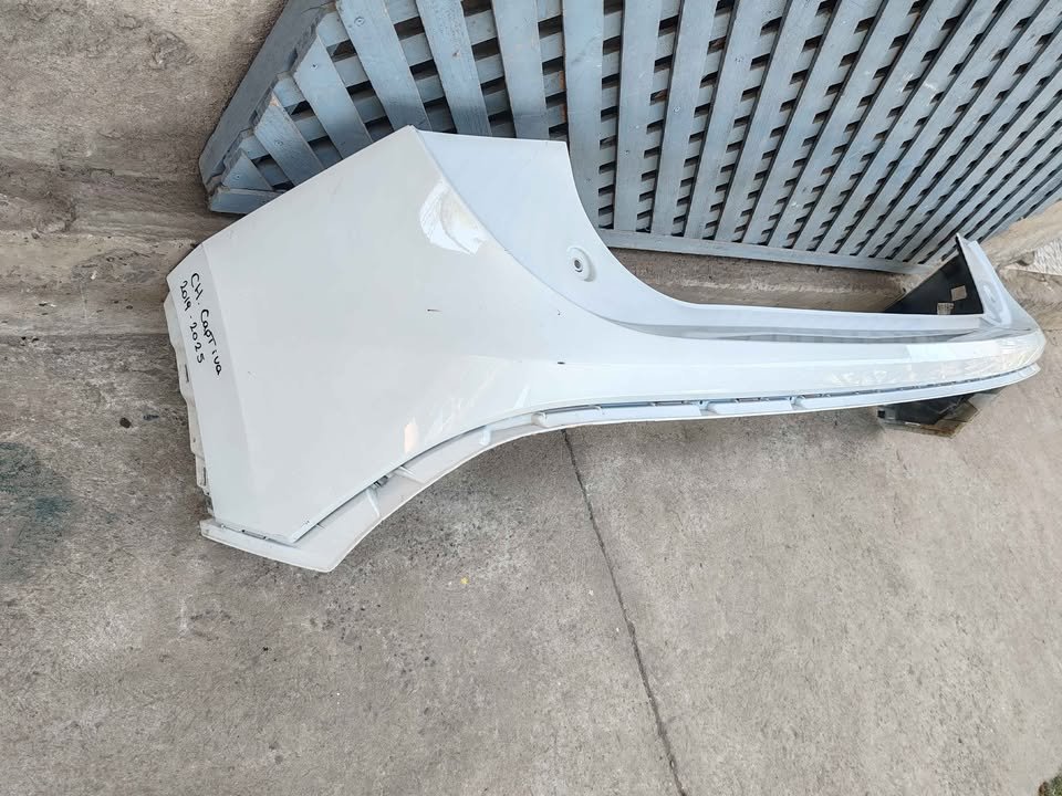 Parachoque trasero superior Chevrolet Captiva 2019 - 2025 - Imagen 2