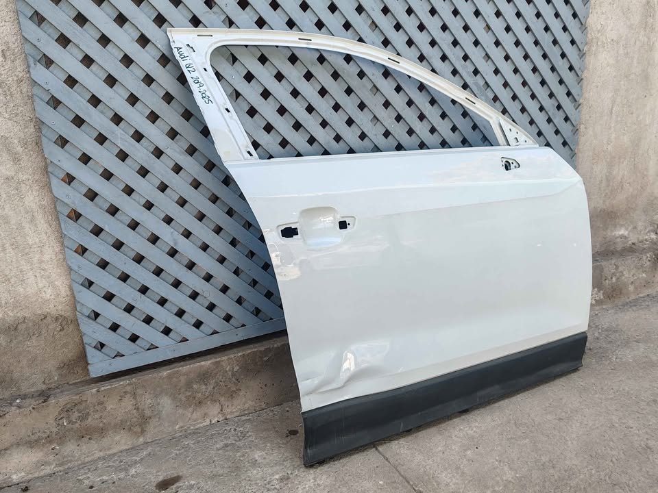 Puerta delantera derecha Audi Q2 2019 - 2025 - Imagen 4