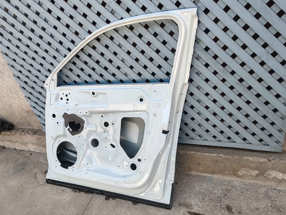 Puerta delantera derecha Audi Q2 2019 - 2025 - Imagen 6