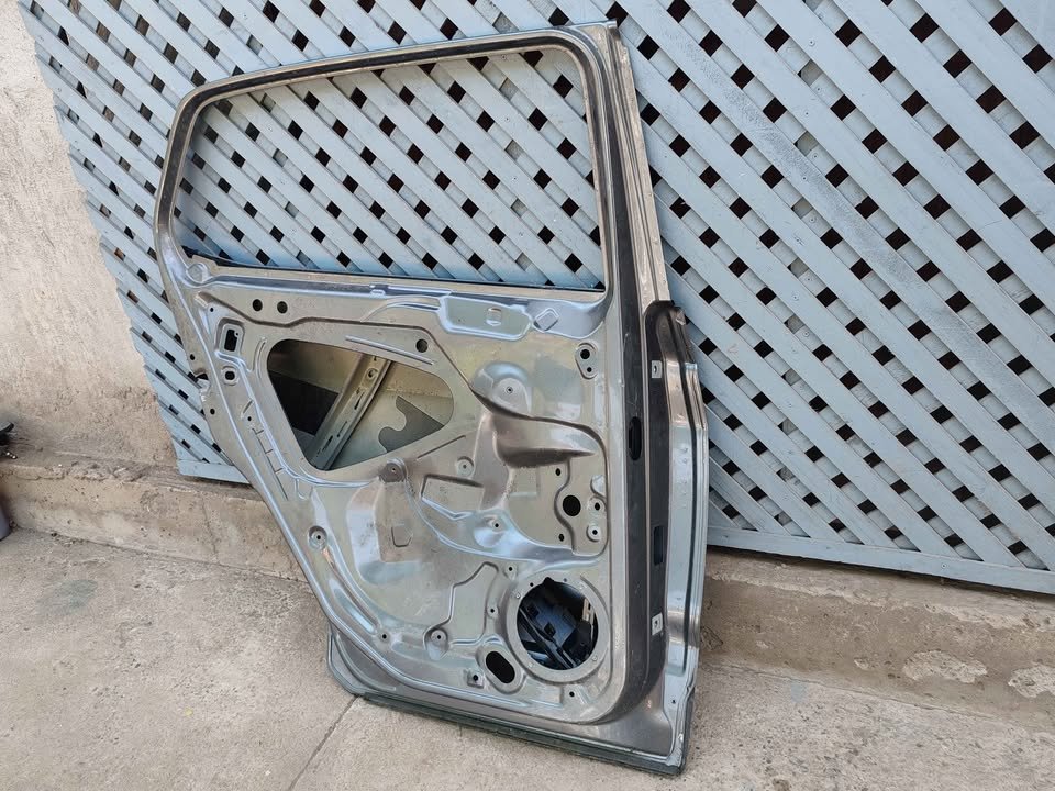 Puerta trasera izquierda Volkswagen T-Cross 2020 - 2025 - Imagen 6