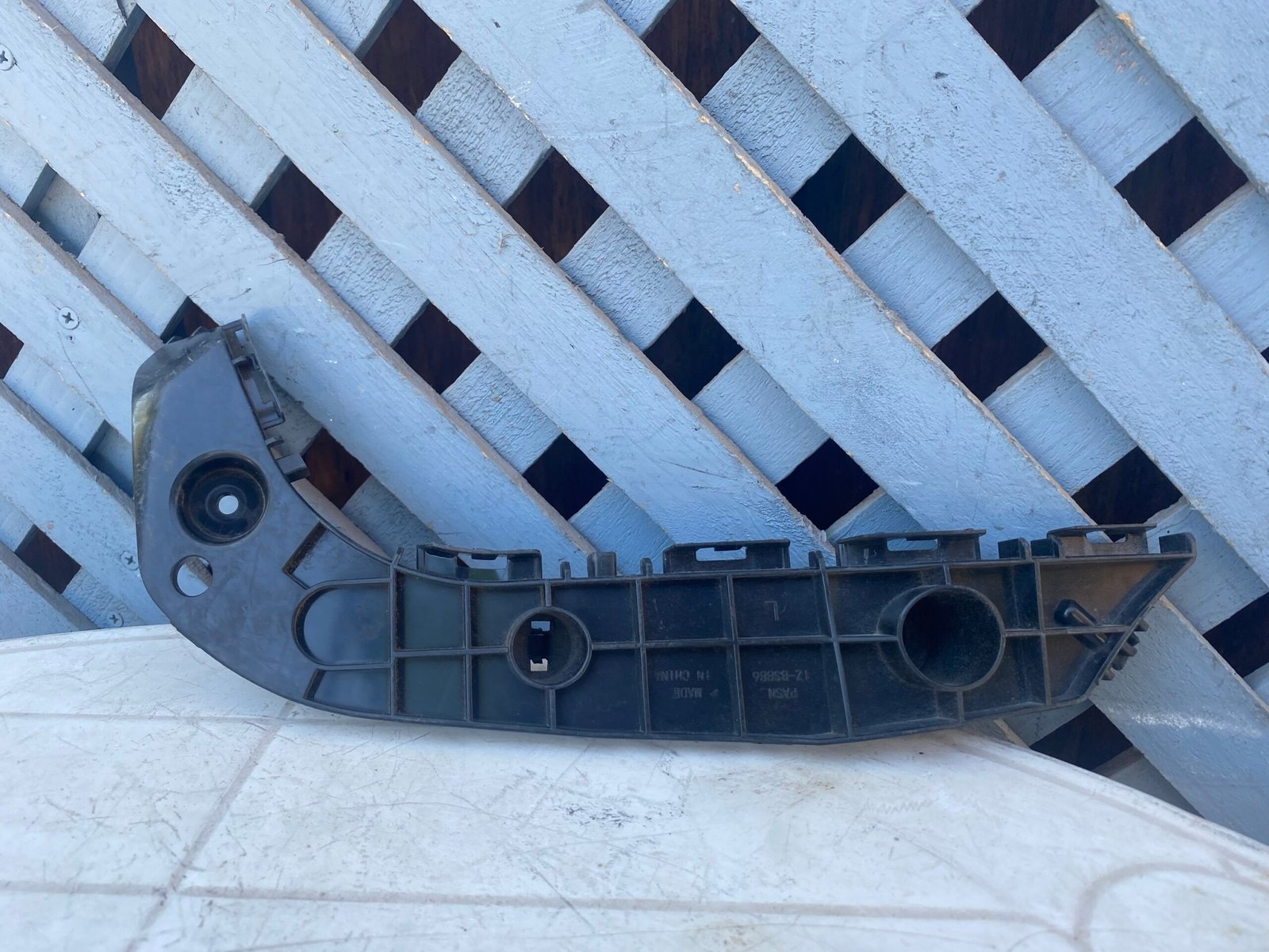 Mensula delantera izquierda Toyota 4Runner 2014 - 2023