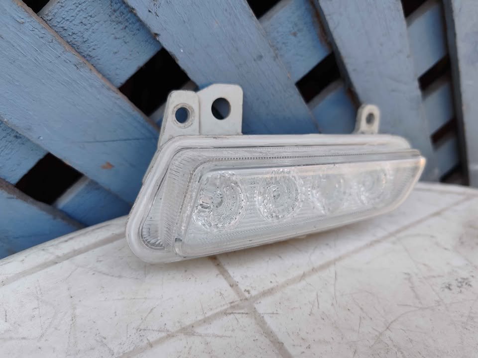 Foco led antiniebla derecho Honda Fit 2014 - 2017 - Imagen 2